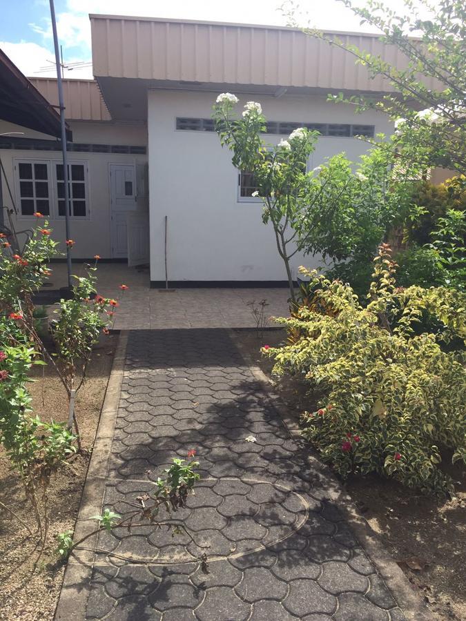 Chalet Anna'S Pavalesto Landsboerderij المظهر الخارجي الصورة